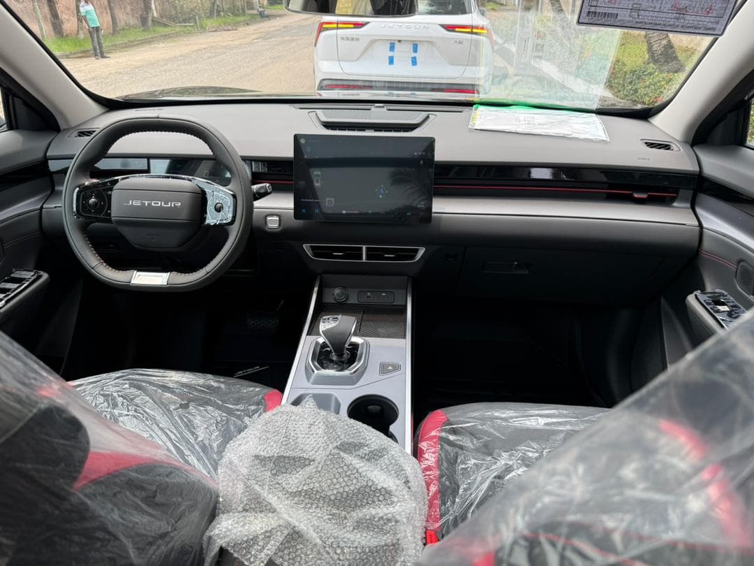 Jetour Dashing (Dasheng) 2026 - vitrine 4