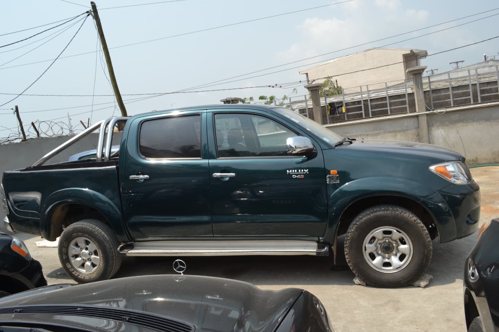 TOYOTA HILUX - vitrine 3