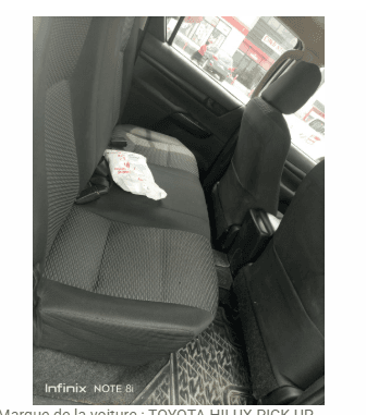 TOYOTA PICKUP HILUX ANNÉE 2020 - vitrine 3