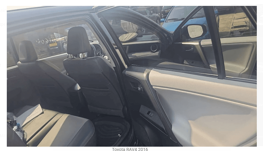 TOYOTA RAV4 2016 occasions d'Europe — Photo 4