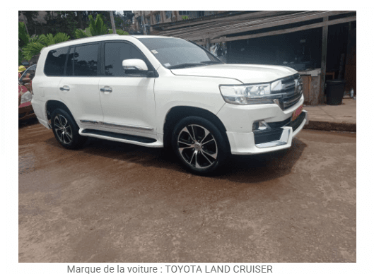 TOYOTA LAND CRUISER V8 ANNÉE : 2013 - vitrine 1