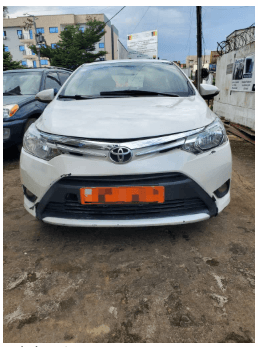 TOYOTA YARIS Année: 2015